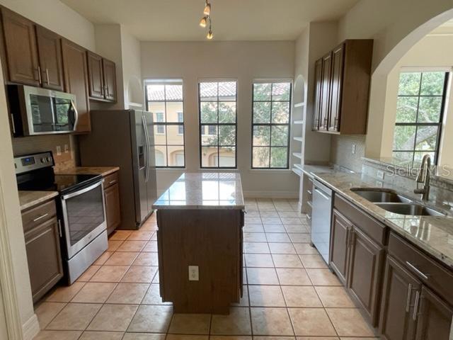 Building Photo - 506 Mirasol Cir