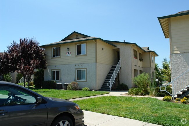Building Photo - Huntington Apartments