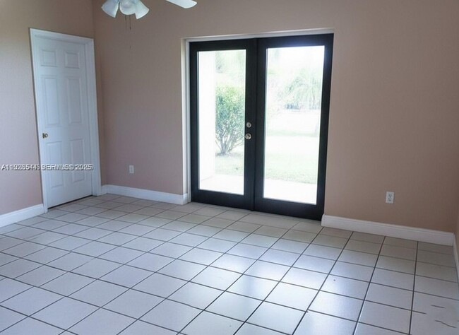 Building Photo - 4612-4624 24th St SW