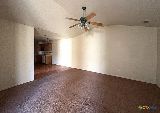 Building Photo - 1002 W Avenue B