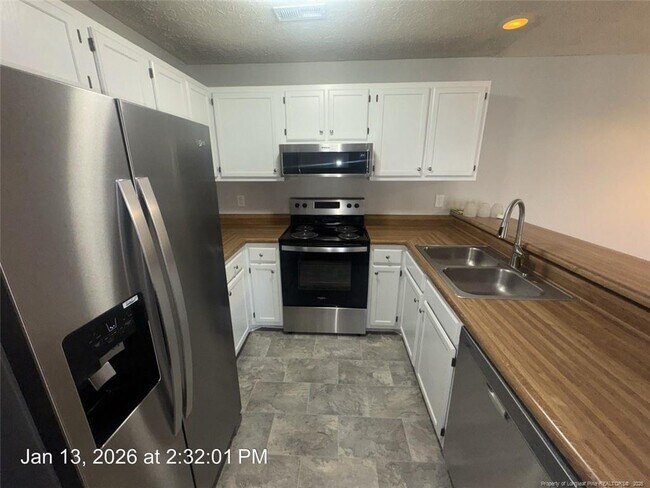 Building Photo - 1895 Tryon Dr