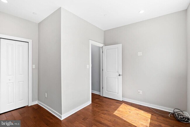Building Photo - 3016 Baltz St