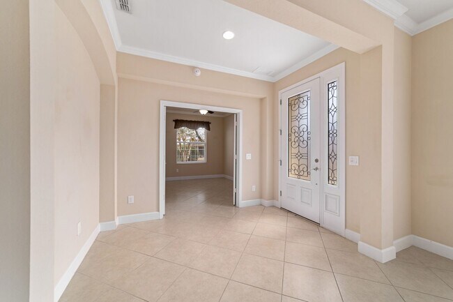 Building Photo - 6606 SW 91st Cir
