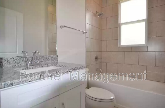 Building Photo - 1012 San Cristobal Ave