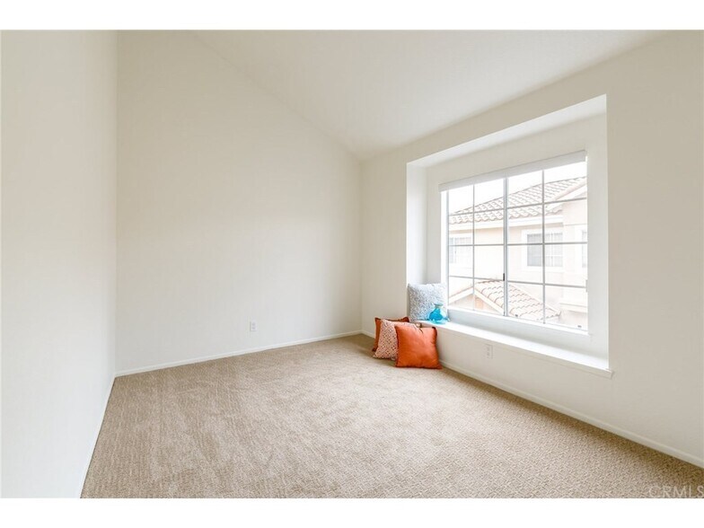 Building Photo - 14043 Lemoli Ave