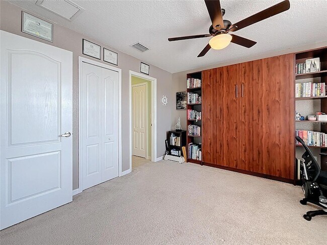 Building Photo - 6467 Willowshire Way