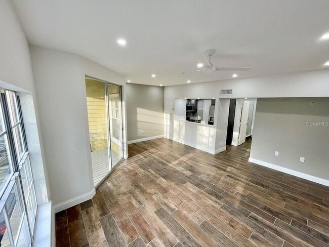 Building Photo - 5017 City St