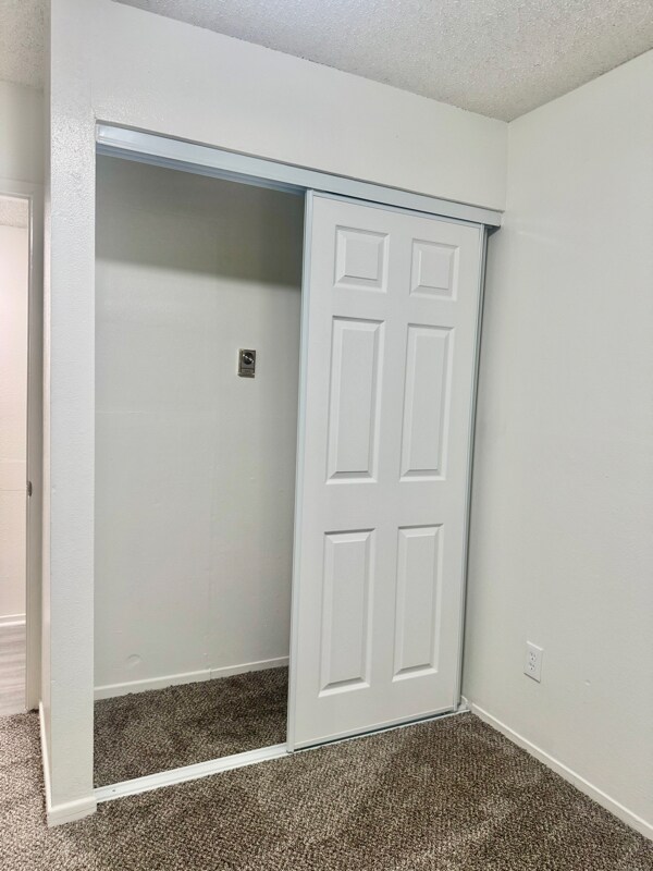 Building Photo - 16862 Lynn Lane