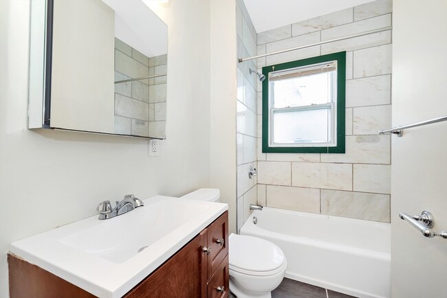 Building Photo - 9-11 Winter Hill Rd