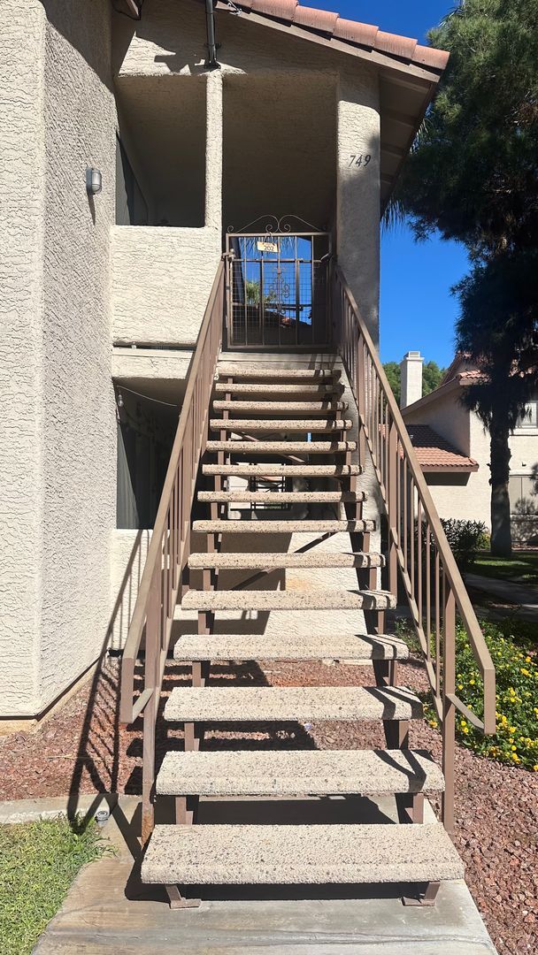 Building Photo - Beautiful & upscale 2 bedroom 2 bathrooms apartment Available for rent !!!