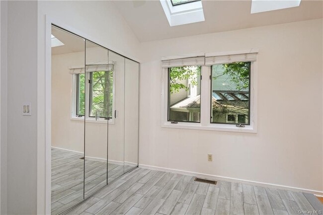 Building Photo - 55 Boulder Ridge Rd