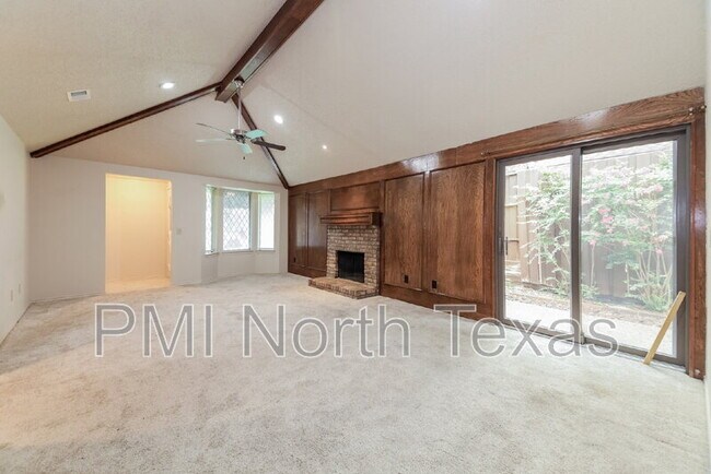 Building Photo - 1410 Nest Pl