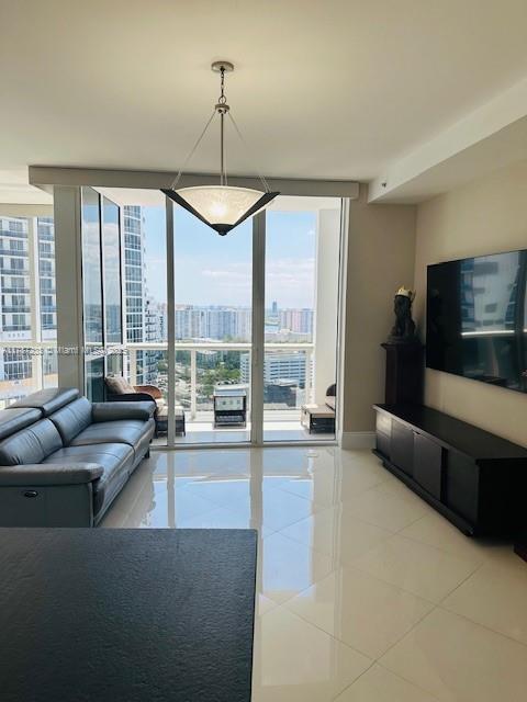 Building Photo - 18201 Collins Ave