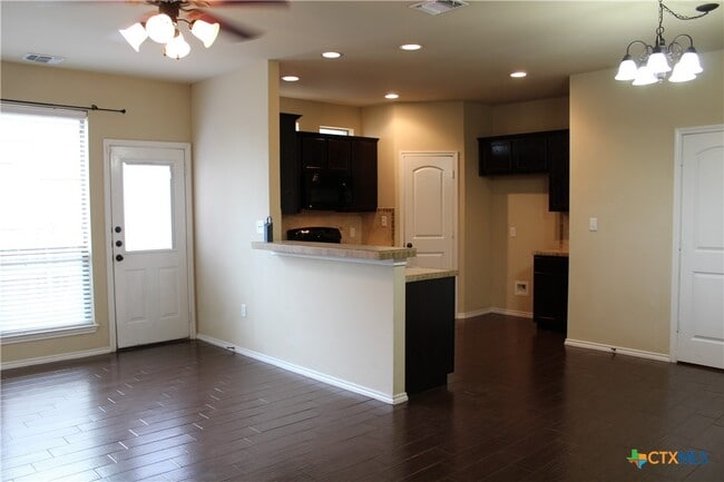 Building Photo - 1137 Brown Rock Dr