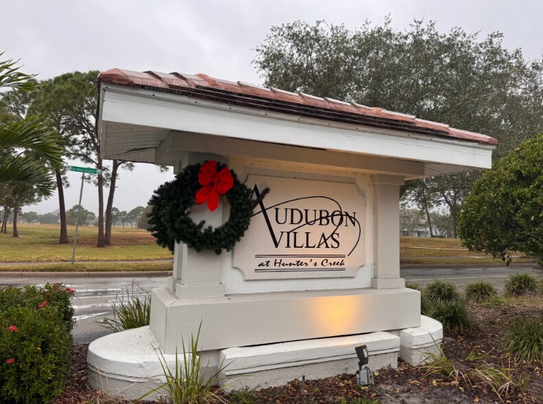 Building Photo - 14037 Fairway Island Dr