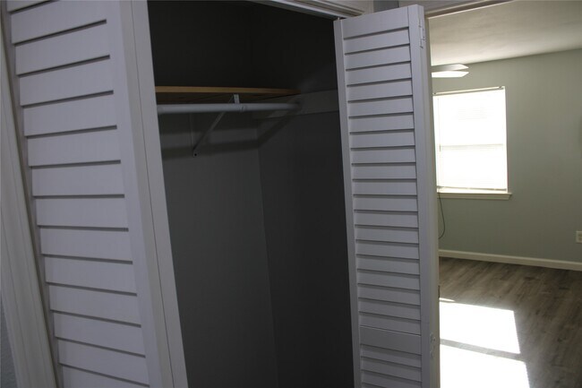 Building Photo - 4214 Fuqua St