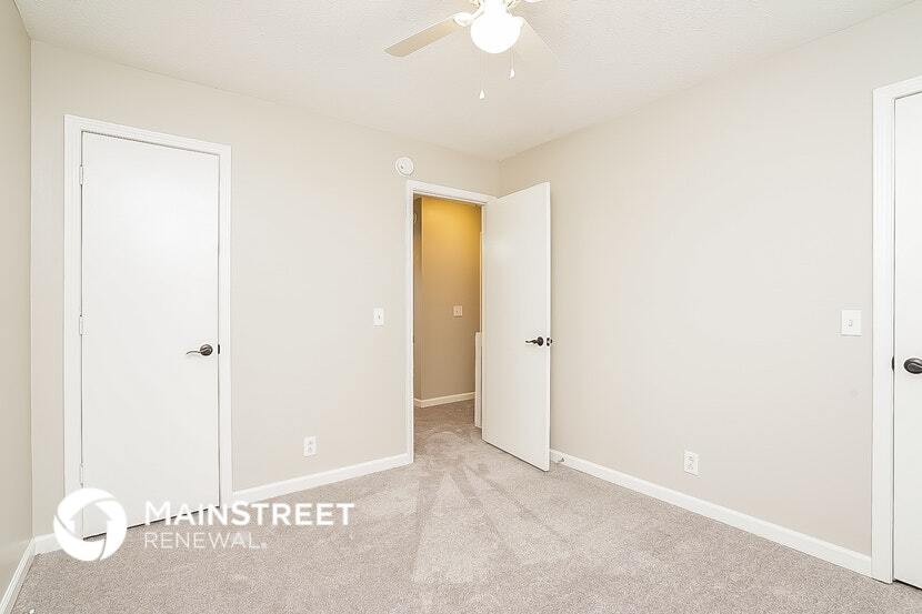 Building Photo - 4019 Farmingham Woods Dr