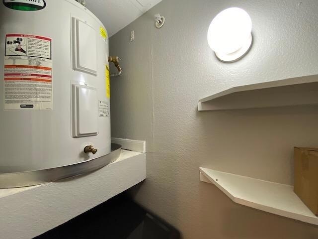 Building Photo - 6000 Shepherd Mountain Cove