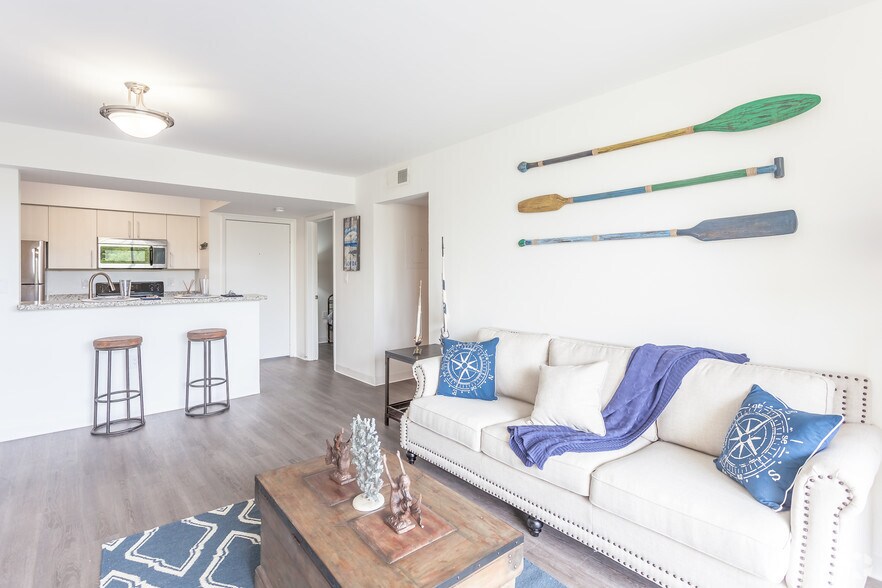 Ocean Walk Apartments 3900 S Roosevelt Blvd Key West FL 33040