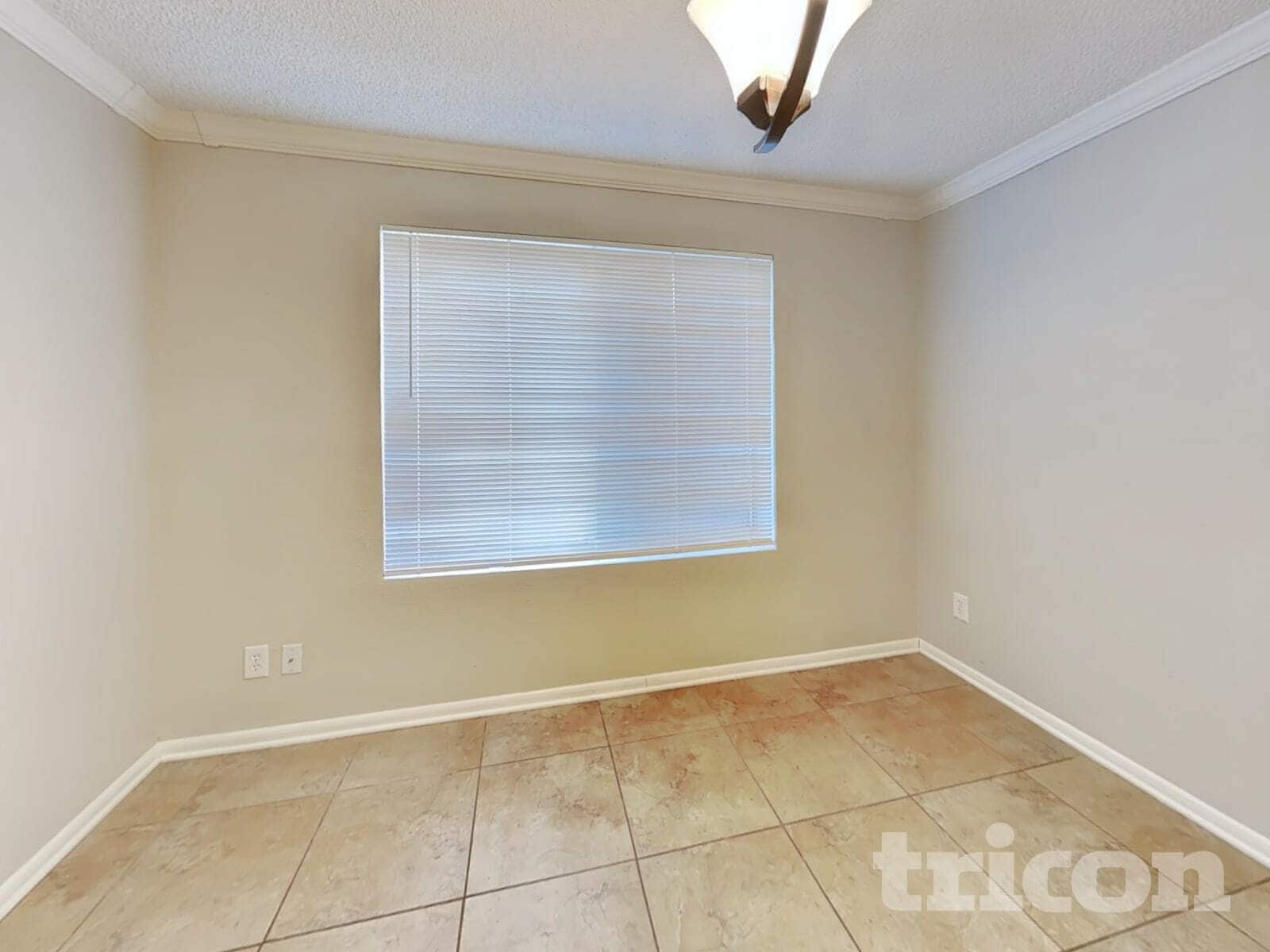 Building Photo - 4633 W Bluefield Ave