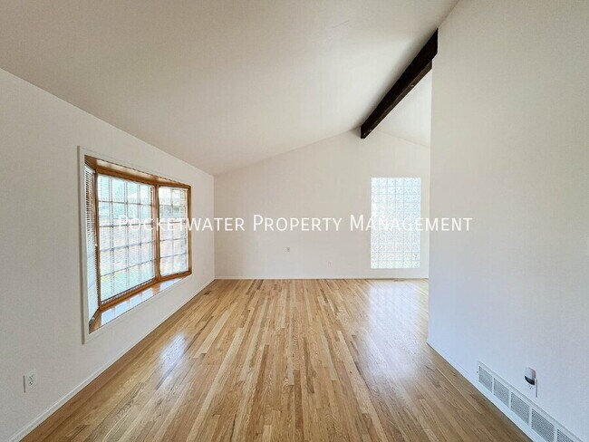 Building Photo - 5452 Blackhawk Rd