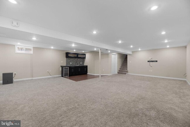 Building Photo - 6505 Panorama Dr