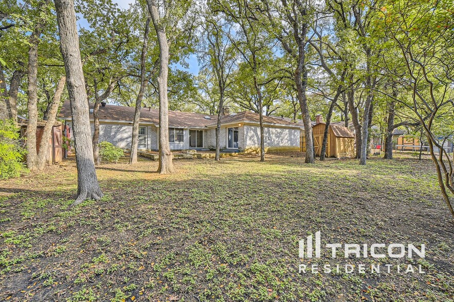 Building Photo - 506 Canyon Ridge Dr