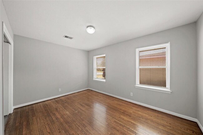 Building Photo - 2835 Dragonwick Dr