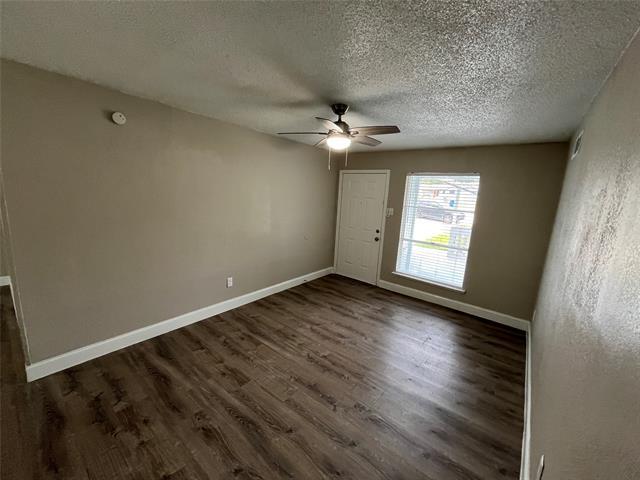 Building Photo - 504 Seaside Dr