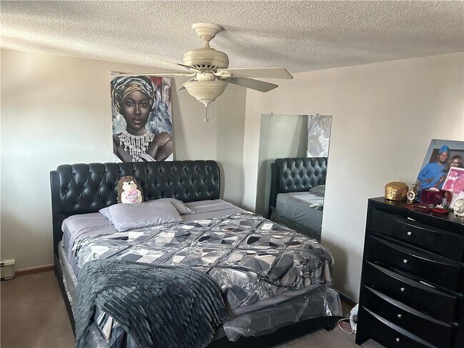 Building Photo - 60 Field St