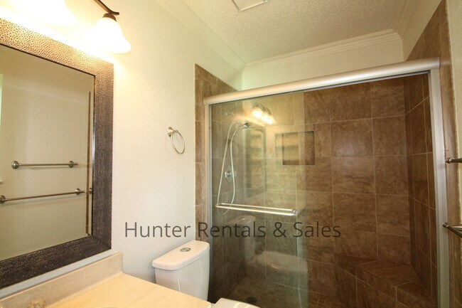 Building Photo - HEAVENLY HEIGHTS HOME