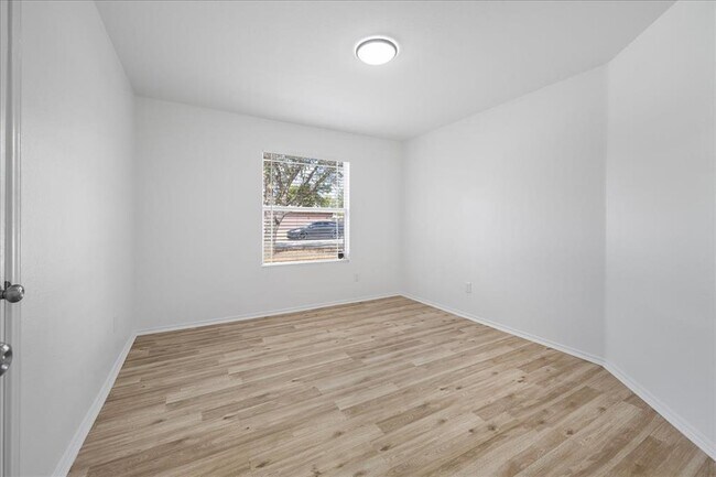 Building Photo - 3514 Banda Ln
