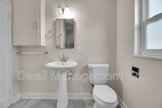 Building Photo - 4521 3rd St