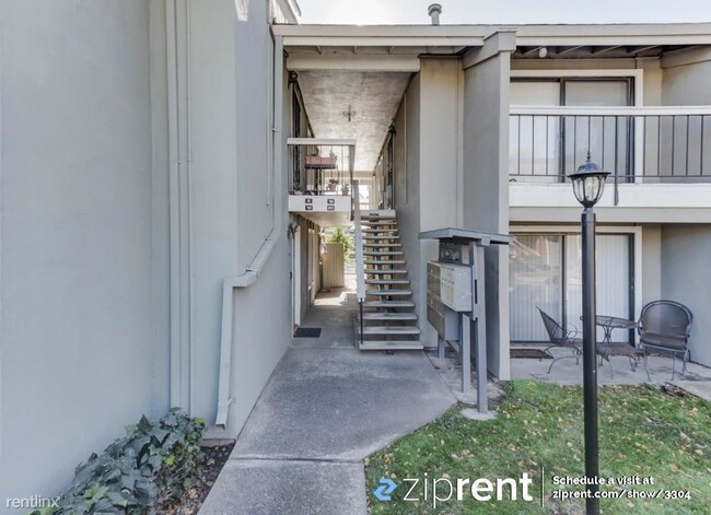 Building Photo - 1 br, 1 bath Condo - 6536 Embarcadero Driv...