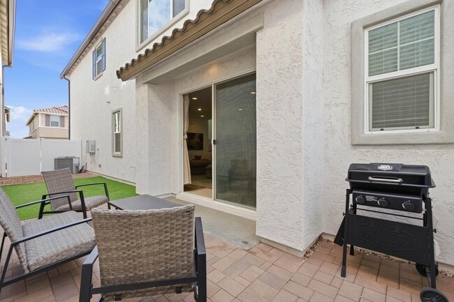 Building Photo - 3251 S Lotus