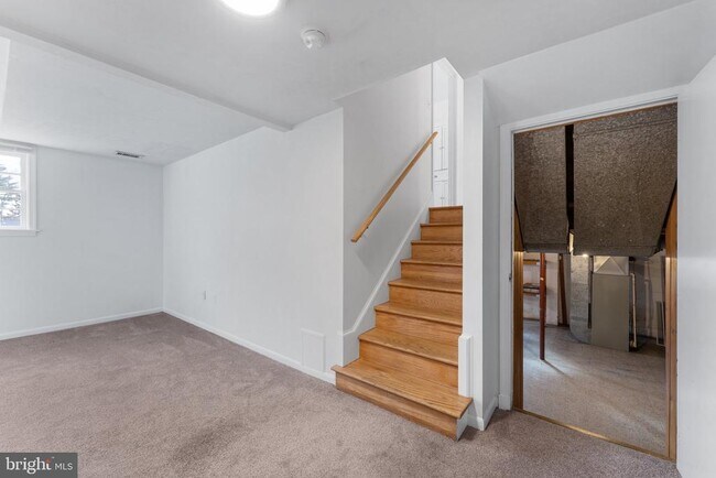 Building Photo - 12 Earlybird Ave