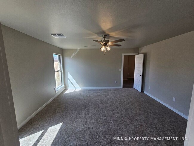 Building Photo - 2622 Tiffin Ave