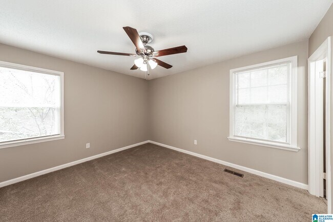 Building Photo - 1626 Mardis Dr