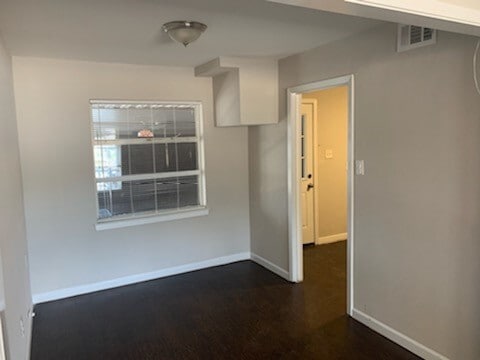 Building Photo - 438 W Phillips Ct