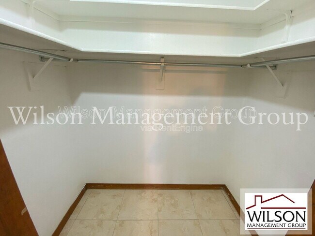 Building Photo - 9430 Lake Douglas Pl