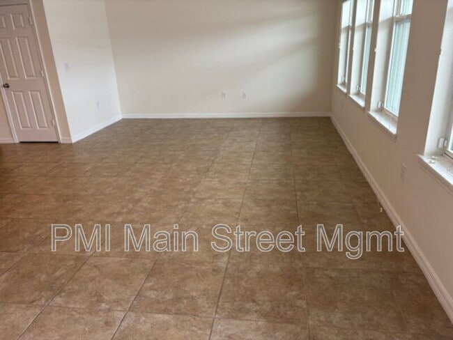 Building Photo - 8130 Red Stopper Ln