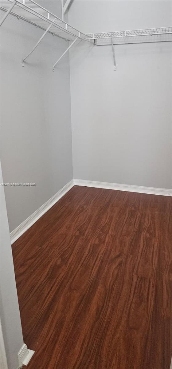 Building Photo - 2910 SE 12th Rd