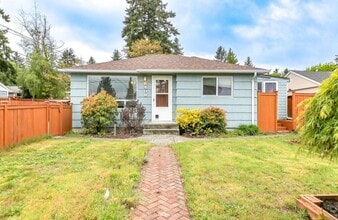 Building Photo - 8408 33rd St W