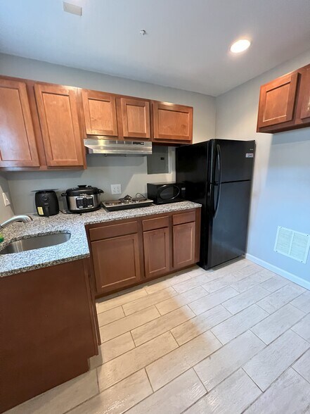 Kitchenette - 3106 Dynasty Dr