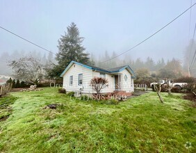 Building Photo - N. Fir, CQ: 2bdrm 1 ba