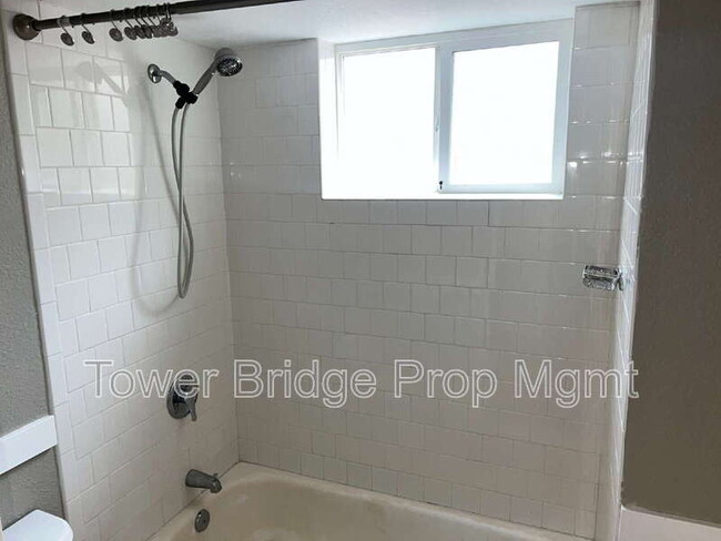 Building Photo - 6306 Trajan Dr