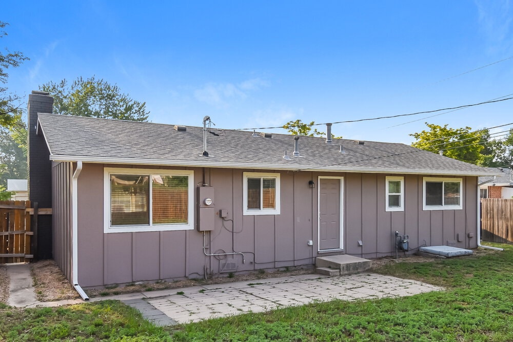 Building Photo - 3421 Greenwood Cir