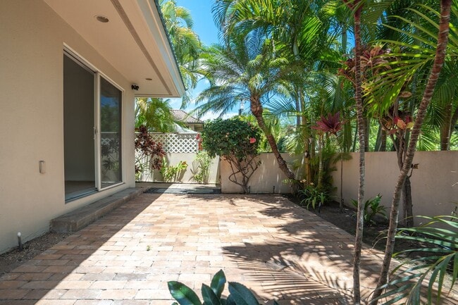 Building Photo - 2 Bedroom, 1 Bathroom Cottage in Kihei!