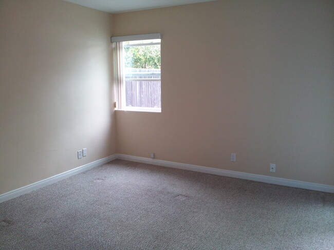 bed room - 2639 6th St