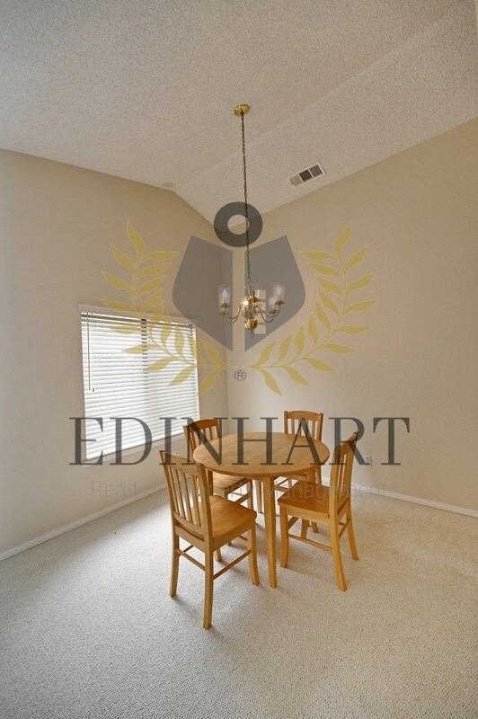 Building Photo - 6447 N Vagedes Ave